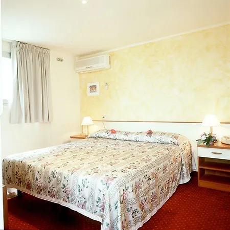 Mirabella Ριτσιόνε