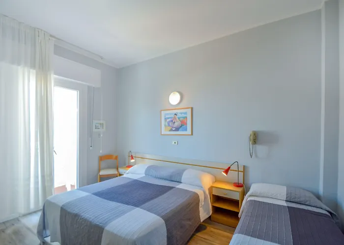 Mirabella 2* Риччоне